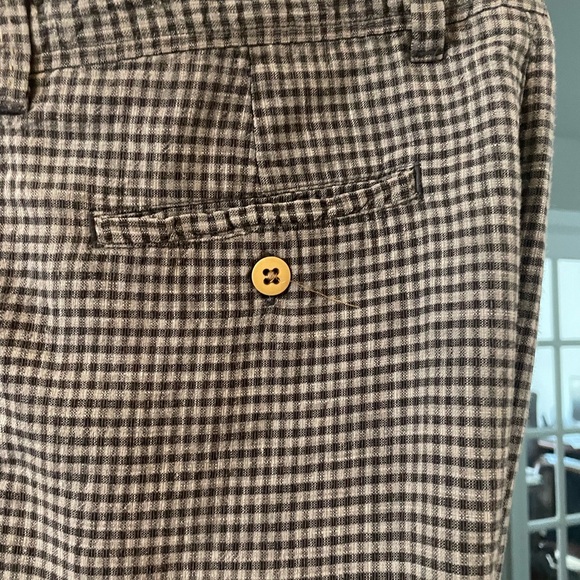 Tommy Bahama Men’s Shorts. Waist size 35” Black pattern - Picture 5 of 6